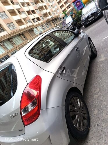 Hyundai i20 2010, 200,000 km - 1.6 l - Bakı