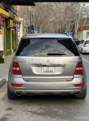 Mercedes ML 350 4MATIC 2010, 266,332 km - 3.5 л - Bakı