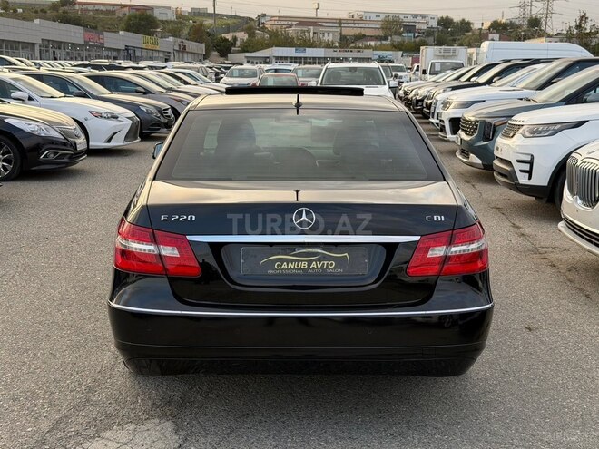 Mercedes E 250 2010, 310,000 km - 2.1 l - Bakı