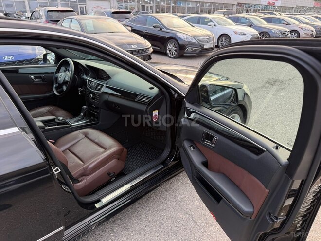 Mercedes E 250 2010, 310,000 km - 2.1 l - Bakı