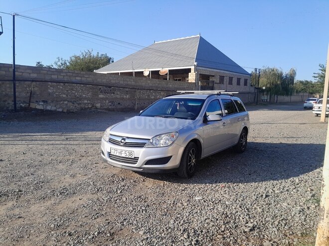 Opel Astra 2009, 214,354 km - 1.4 л - Gəncə