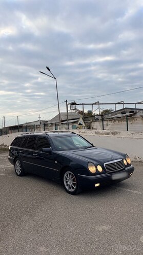 Mercedes E 240 1999, 300,000 km - 2.4 л - Bakı