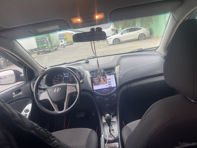 Hyundai Accent 2014, 311,000 km - 1.6 л - Bakı