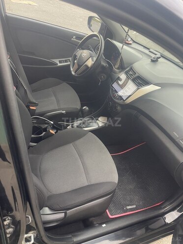 Hyundai Accent 2014, 311,000 km - 1.6 л - Bakı