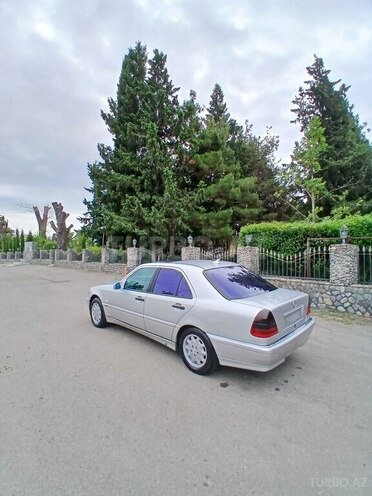 Mercedes C 220 1998, 756,398 km - 2.2 л - Tovuz
