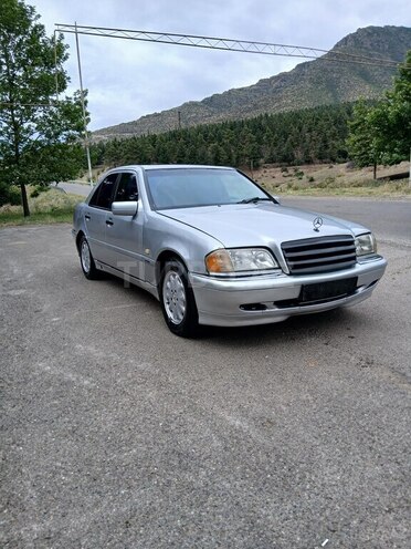 Mercedes C 220 1998, 756,398 km - 2.2 л - Tovuz