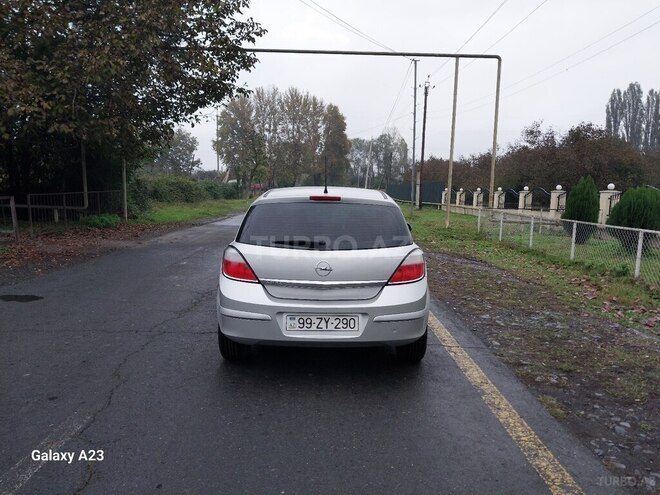 Opel Astra 2006, 321,255 km - 1.4 l - Qax