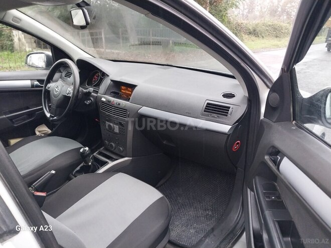 Opel Astra 2006, 321,255 km - 1.4 l - Qax