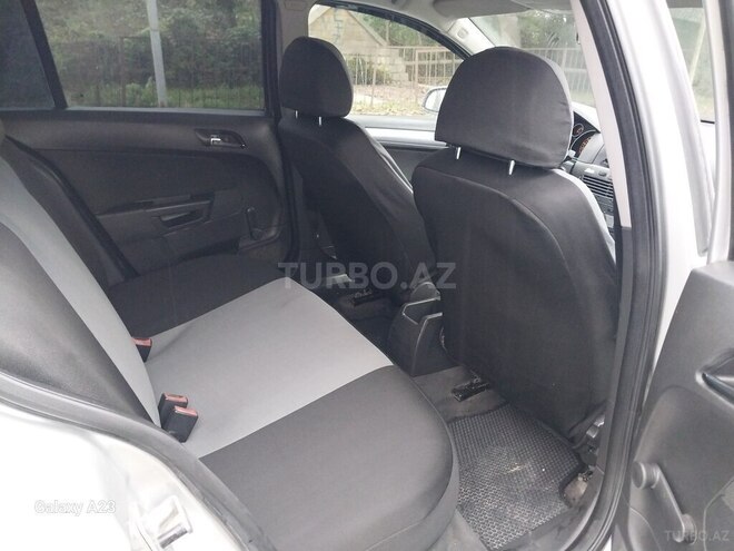 Opel Astra 2006, 321,255 km - 1.4 l - Qax
