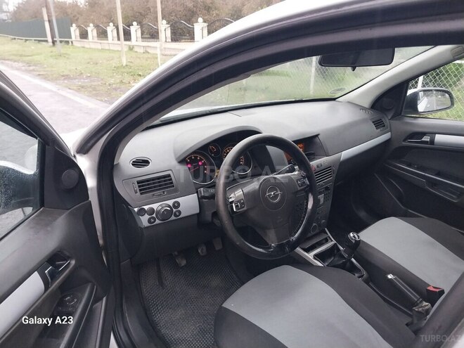 Opel Astra 2006, 321,255 km - 1.4 l - Qax