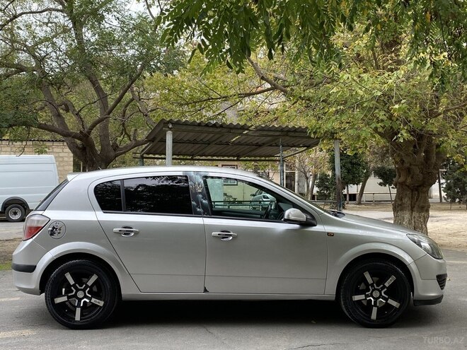 Opel Astra 2006, 380,125 km - 1.3 l - Bakı