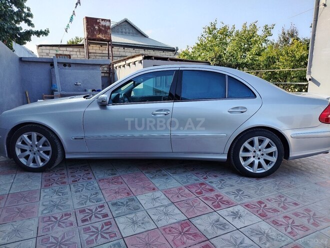 Mercedes E 240 2002, 356,000 km - 2.6 л - Bərdə