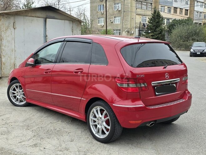 Mercedes B 170 2009, 182,000 km - 1.7 л - Sumqayıt