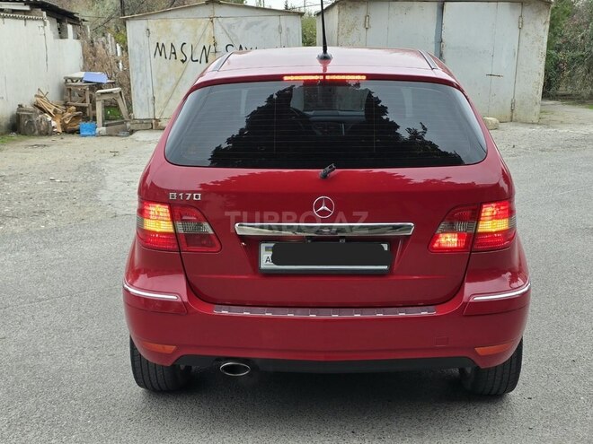 Mercedes B 170 2009, 182,000 km - 1.7 л - Sumqayıt