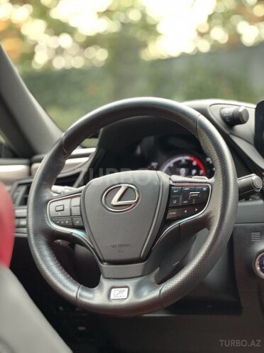 Lexus ES 300h 2022, 77,300 km - 2.5 л - Bakı