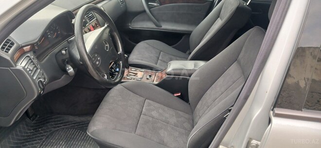 Mercedes E 220 2000, 455,000 km - 2.2 l - Bakı