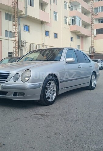 Mercedes E 220 2000, 455,000 km - 2.2 l - Bakı
