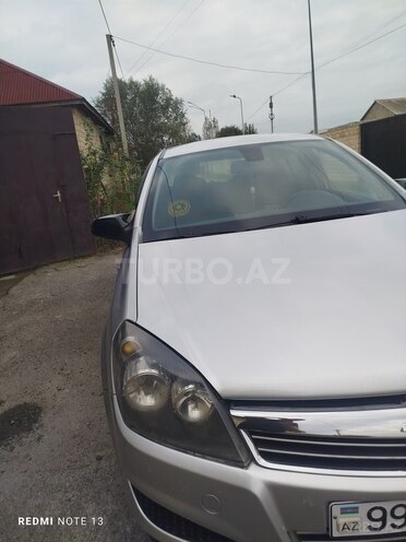Opel Astra 2007, 202,000 km - 1.3 l - Salyan