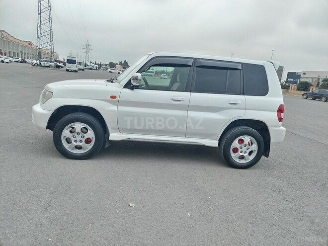 Mitsubishi Pajero io 2001, 275,433 km - 2.0 л - Gəncə