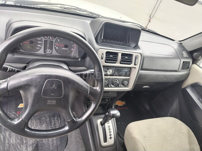 Mitsubishi Pajero io 2001, 275,433 km - 2.0 л - Gəncə