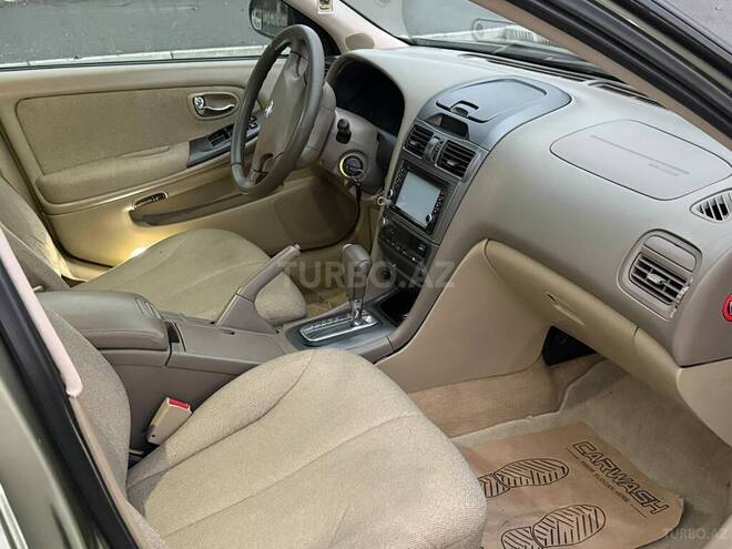 Nissan Maxima 2002, 407,555 km - 3.0 l - Qax