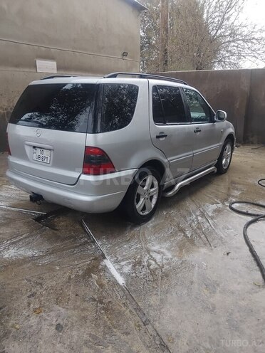 Mercedes ML 320 1999, 365,000 km - 3.2 l - Masallı