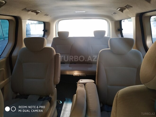 Hyundai H-1 2010, 395,000 km - 2.5 л - Bakı