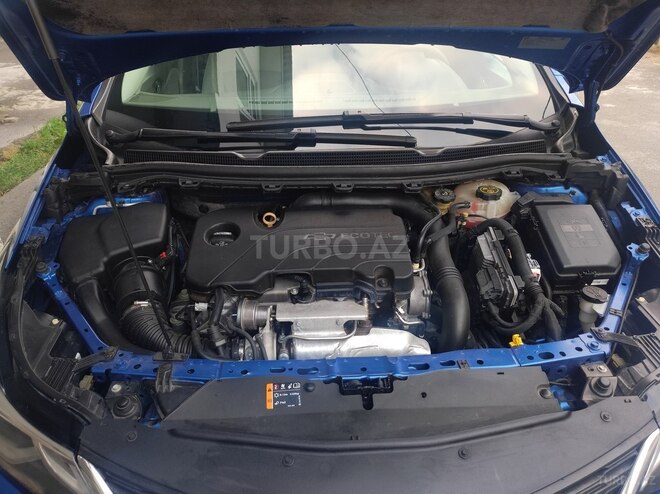 Chevrolet Cruze 2016, 257,555 km - 1.4 л - Qax