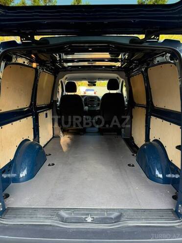 Mercedes Vito 111 2019, 305,000 km - 2.1 l - Göygöl