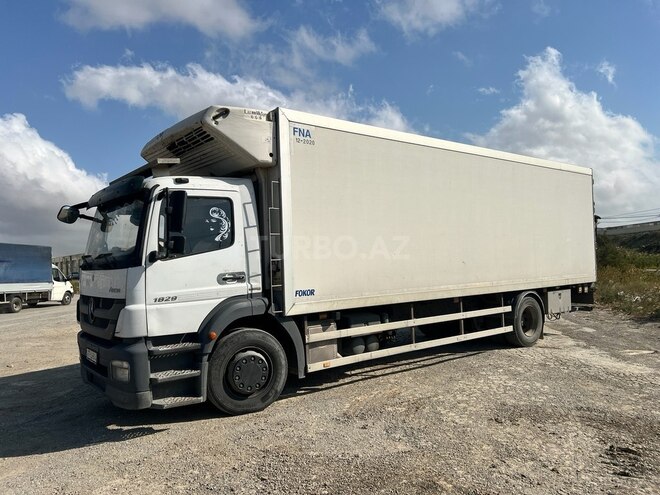 Mercedes Axor 1829 2011, 900,000 km - 6.4 l - Bakı