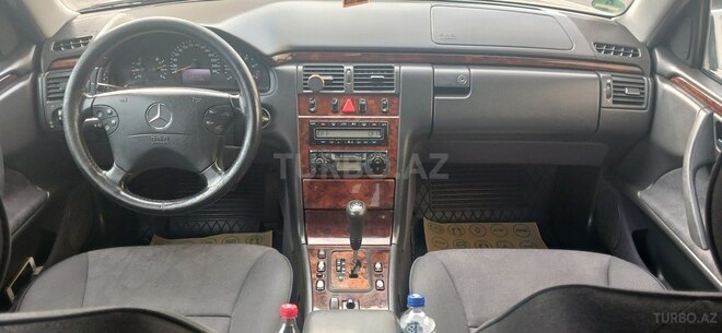 Mercedes E 220 2000, 455,000 km - 2.2 l - Bakı