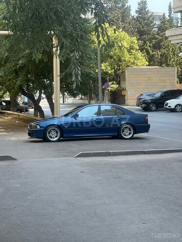 BMW 530 2001, 300,000 km - 3.0 л - Balakən