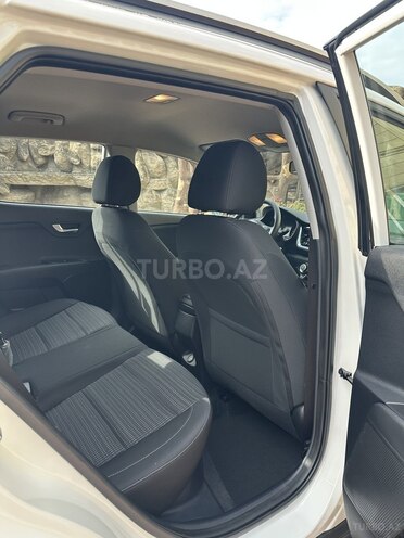 Kia Stonic 2023, 60,000 km - 1.4 l - Bakı
