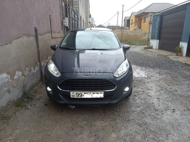 Ford Fiesta 2013, 228,500 km - 1.6 л - Bakı