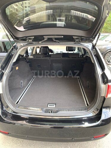 Toyota Avensis 2009, 239,500 km - 2.2 l - Bakı