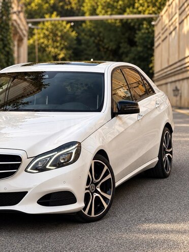 Mercedes E 250 2015, 209,000 km - 2.1 l - Bakı
