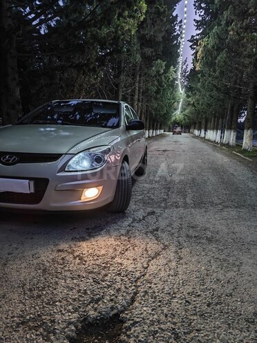 Hyundai i30 2008, 266,800 km - 1.6 l - Kürdəmir