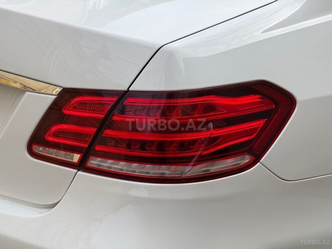 Mercedes E 250 2015, 209,000 km - 2.1 l - Bakı