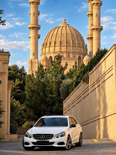 Mercedes E 250 2015, 209,000 km - 2.1 l - Bakı