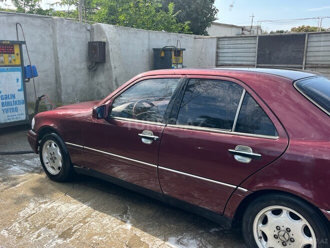 Mercedes C 200 1997, 440,000 km - 2.0 l - Bakı