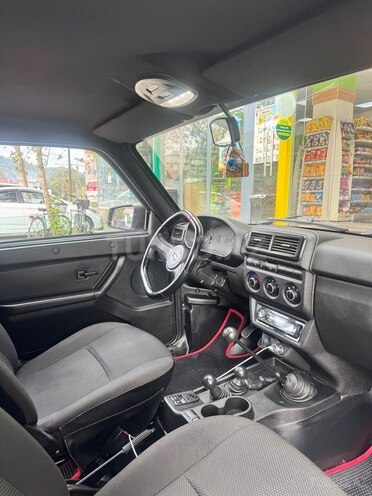 LADA (VAZ) Niva 2021, 90,000 km - 1.7 l - Astara