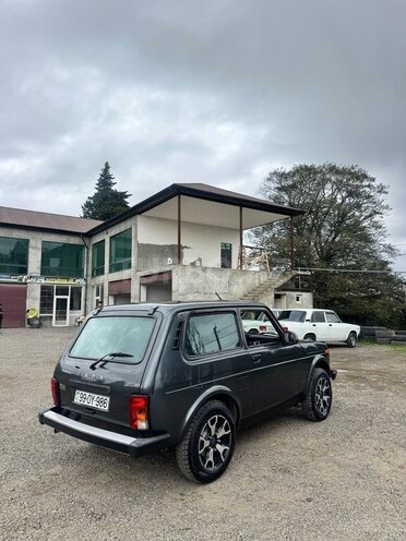 LADA (VAZ) Niva 2021, 90,000 km - 1.7 l - Astara