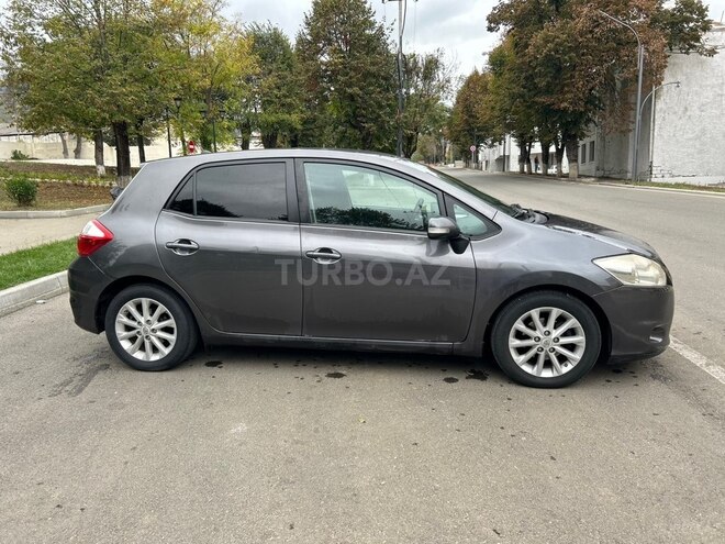 Toyota Auris 2010, 256,000 km - 1.4 l - Ağcabədi