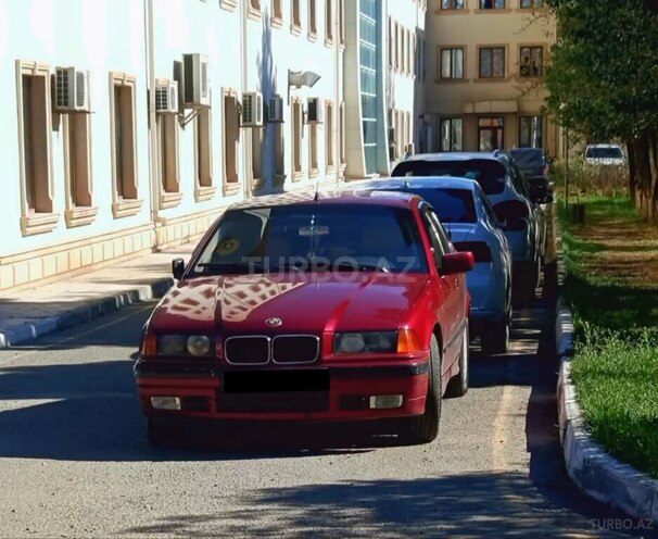 BMW 316 1992, 298,725 km - 1.6 l - Göygöl