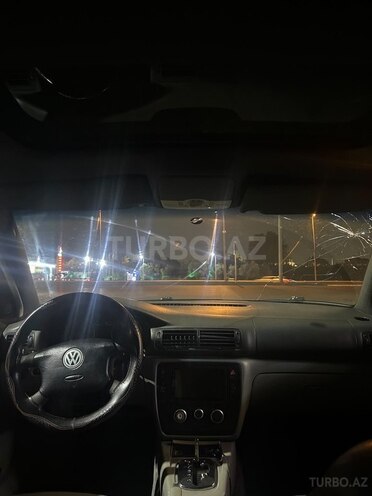 Volkswagen Passat 2004, 400,000 km - 1.8 л - Bakı