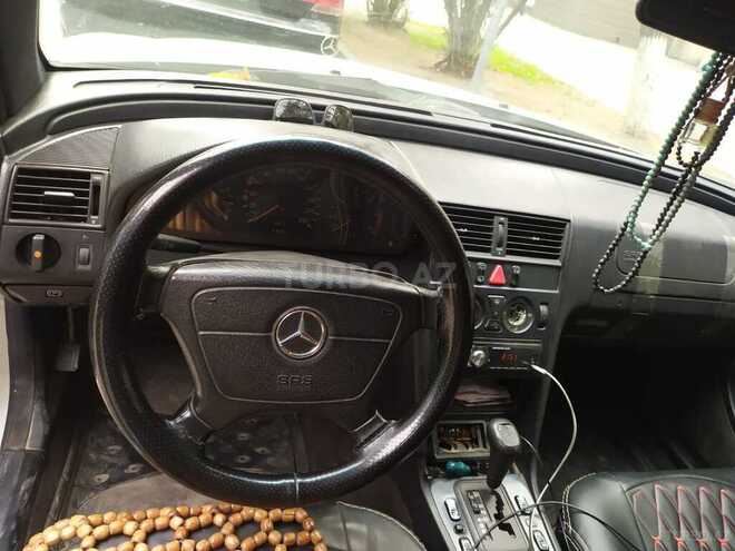 Mercedes C 220 1999, 650,000 km - 2.2 l - Sumqayıt