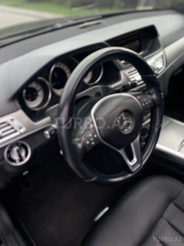 Mercedes E 220 2013, 200,000 km - 2.1 л - Sumqayıt