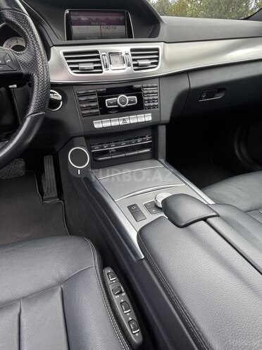 Mercedes E 220 2013, 200,000 km - 2.1 л - Sumqayıt