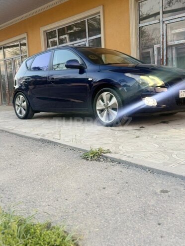 Hyundai i30 2008, 425,000 km - 1.6 л - Ağdaş