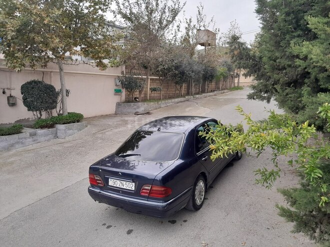 Mercedes E 220 1997, 222,220 km - 2.2 l - Bakı